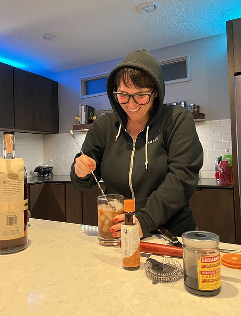 Teaching Kari the recipe