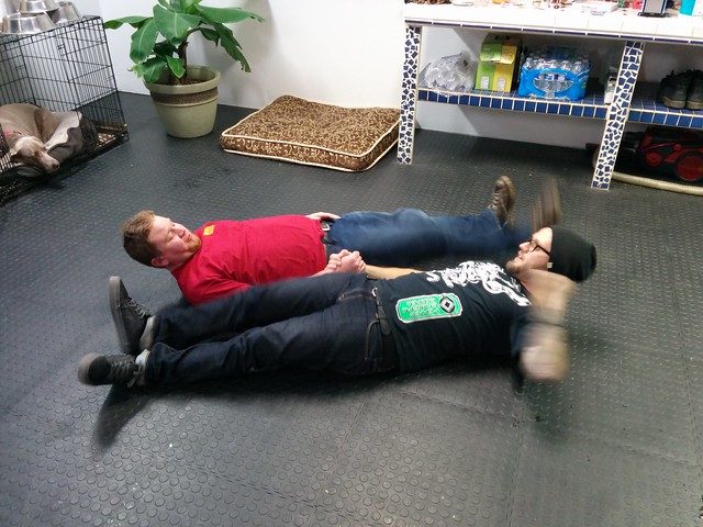 About to break a tie... by scissoring