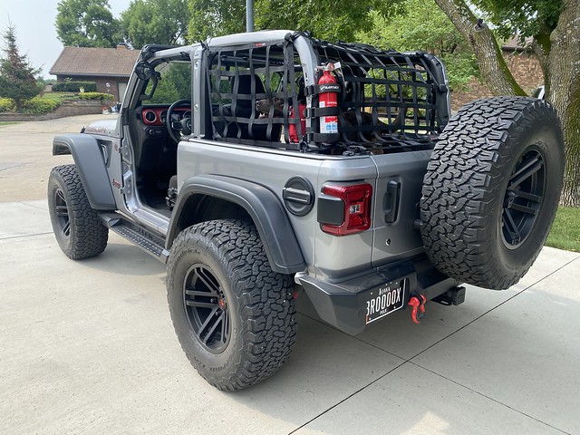 Got some nets for the Jeep