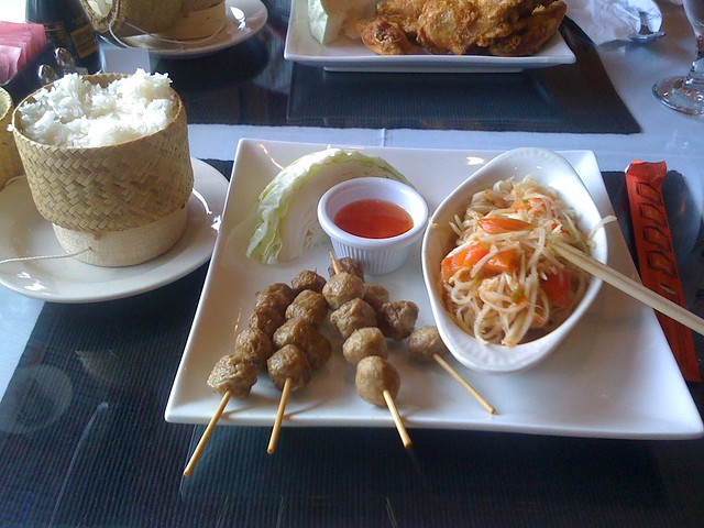 Papaya Salad at Rolling Wok