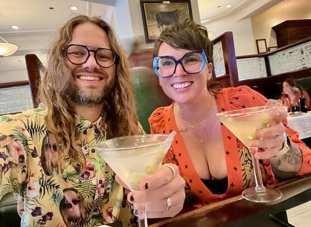 Back in Iowa. Cleaned. Goin out.