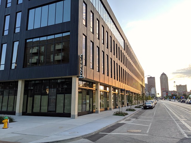 Clyde's is coming. Mitch suspects this place will be good.