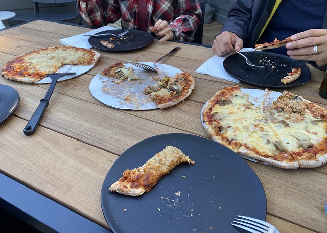 Vicki and Mathew brough Frank’s pizza over!