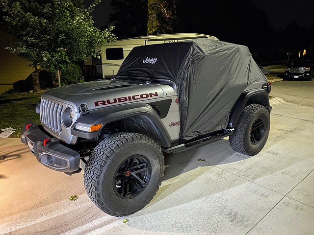 Testing out this emergency Jeep cover.