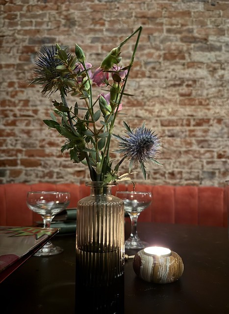 An arrangement at Contrary