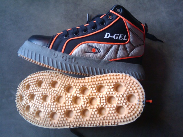 Bout to go try out my new broomball shoes. Excited to run around tonight.