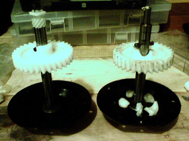 Guess which gear is broken in a lot of pieces