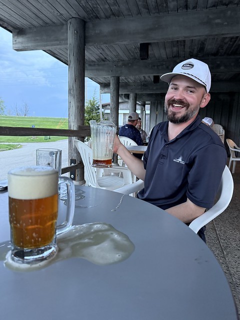 Carson is terrible at pouring beer