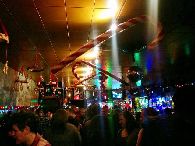 Simon's is a good dive. Especially around (ish) the holidays.