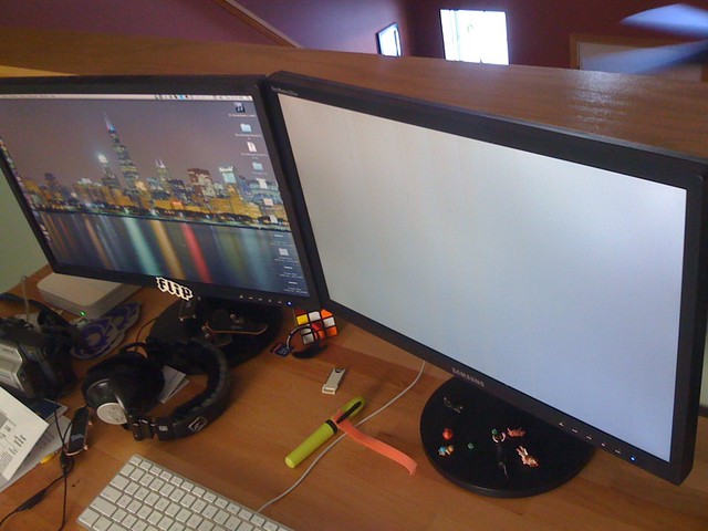 One of my monitors is dead :(. Luckily I have 2 months left in my warranty.