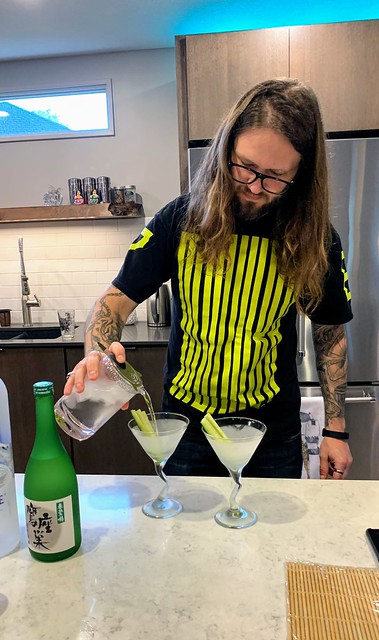 First course: Saketinis