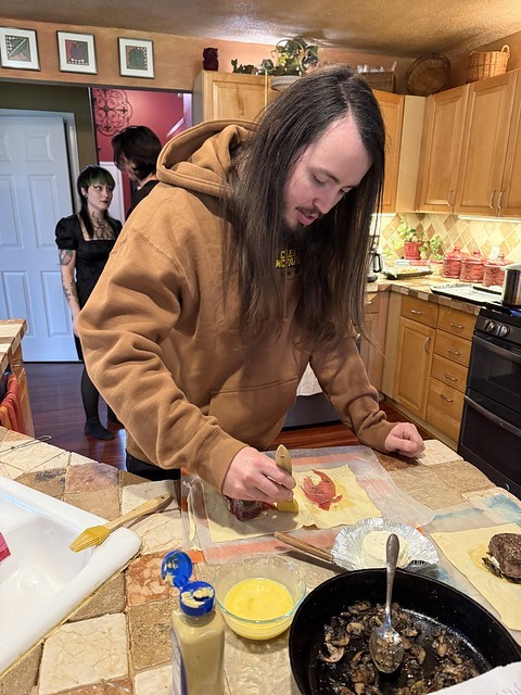Making beef Wellingtons
