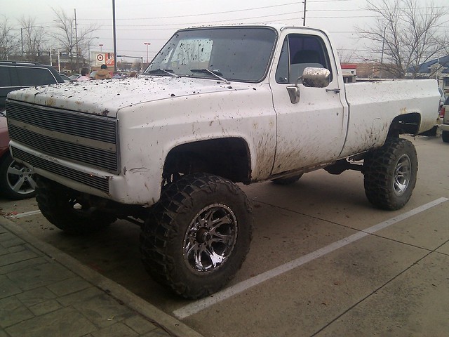 I need to trade my stupid lightning in for a truck like this.