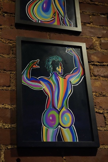 Look at this guy’s butt