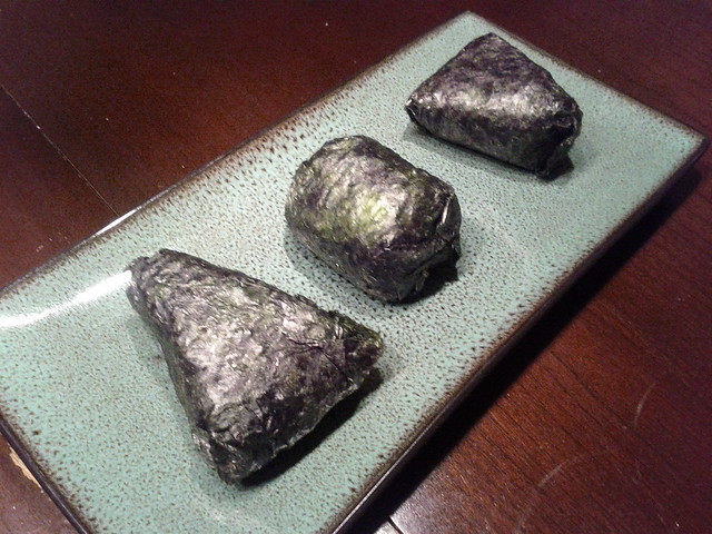 Umeboshi onigiri