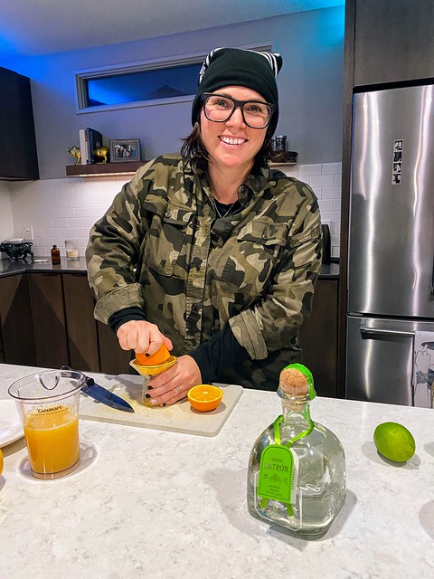 Makin some orange margaritas