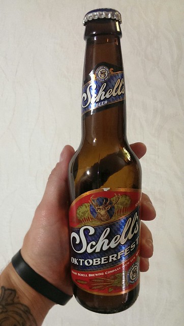 Just bought a 6-pack of beer from @SchellsBrewery that came with 1 completely empty, sealed bottle.
