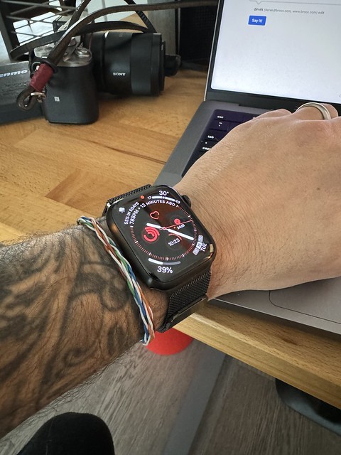 Found this old CAT-5 bracelet that an internet friend made me almost 20 years ago