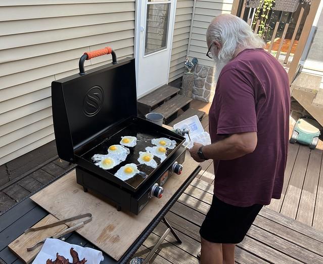 Brekkie on the new Blackstone