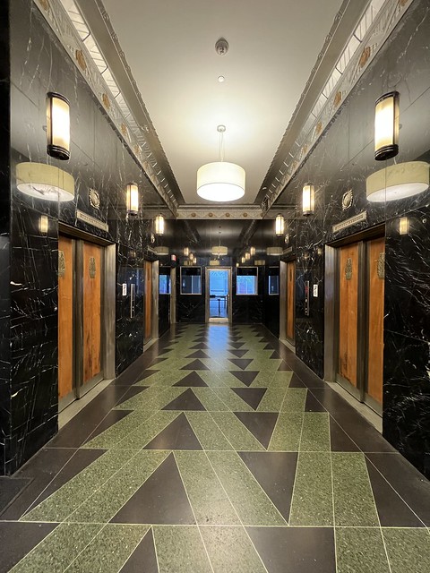 The Des Moines building