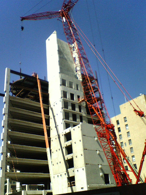 Construction at 10th and Walnut