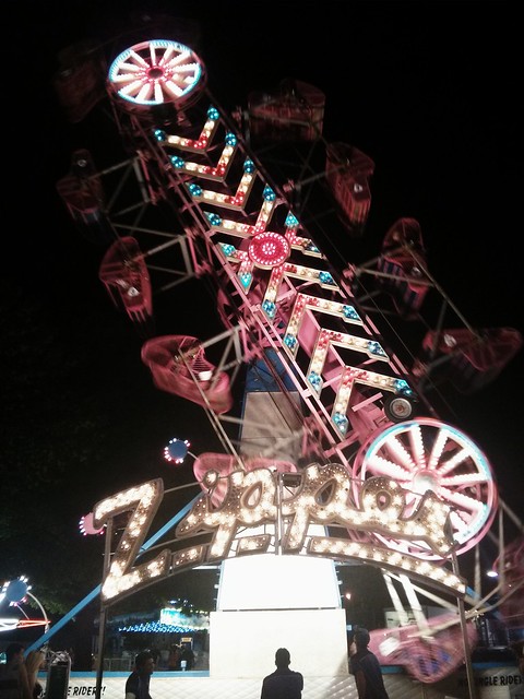 The zipper. Here we go.