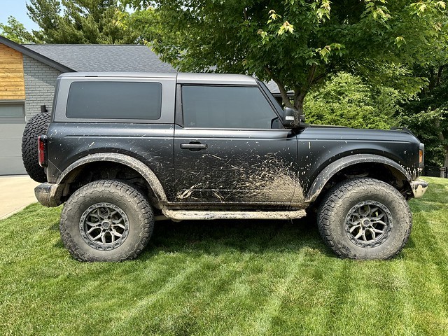 Spose I should wash the Wisconsin off of my Bronco