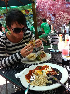 Vegetarian lunch with kari. It is beautiful out today.