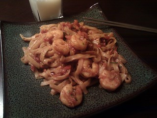 First homecooked meal in a couple weeks... noodles!