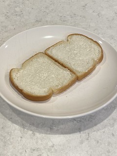 The perfect sandwich - step 2: mayo