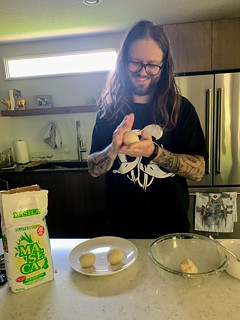 Covid-19 - Makin some cornflour balls