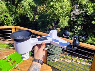 Tech - Kari bought me a weather station because she knows that I am a nerd