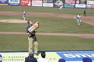 Hot dog cannon boy was really gettin into it