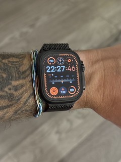 Tech - This is not a small watch