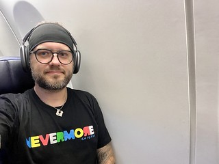 Love window seats…