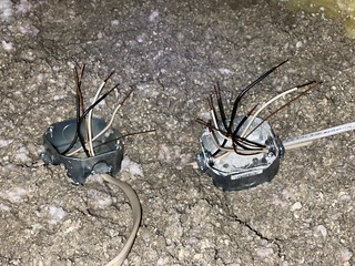 Building - Dogbone splice. Bout to dress up these wires.