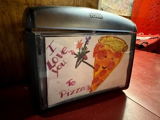 Art - I love you. To: pizza