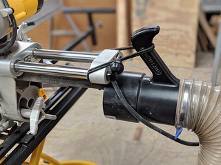 Building - How I do dust collection on my miter saw