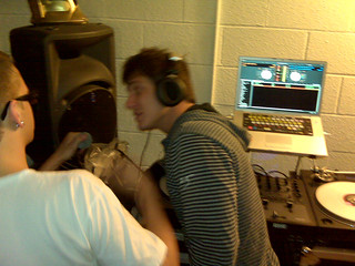 Tech - I'm In Niagara Bitch