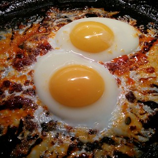 Kickin off a 3-day weekend with some chorizo grease eggs.