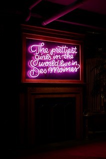 Signs - The prettiest girls in the world