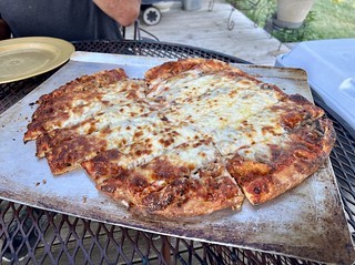 pizza - Frank’s QC Pizza in DM!