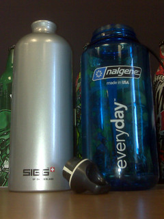Red 5 - That SIGG bottle is totally replacing my Nalgene