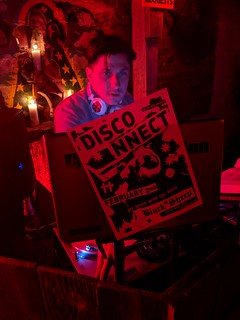 Black Sheep - Disco necked