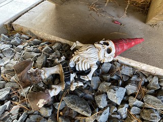 Broken - My skeleton gnome fell over and broke