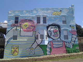 Art - This is a pretty awesome apartment mural