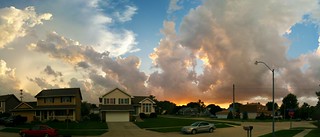 Sunset - Thunderstorms rolling in from the north at sunset.