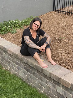 2737 - Pondering woman