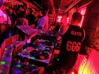 Black Sheep - Black Sheep with Daggers