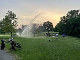 Willow Creek - Squeezing 18 holes in at league tonight